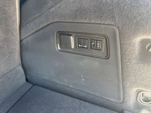 Used 2022 Cadillac Escalade Sport w/ Touring Package image 39