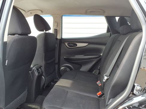 Used 2018 Nissan Rogue Sport S AWD/4WD image 10