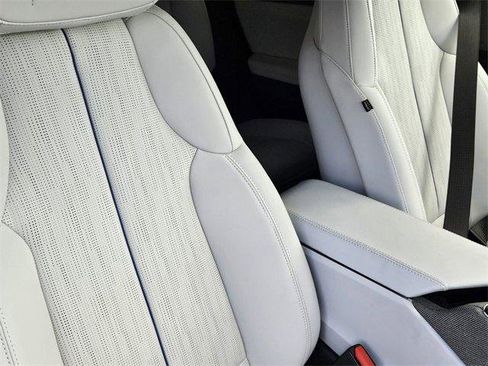 New 2026 Cadillac Optiq Sport 2 image 18