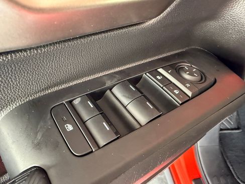 Used 2024 Toyota Tacoma TRD Sport AWD/4WD image 10