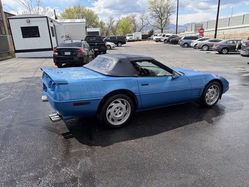 Used 1991 Chevrolet Corvette Convertible image 8