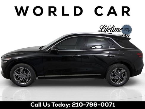 Used 2025 Genesis GV70 2.5T w/ Select Package image 4