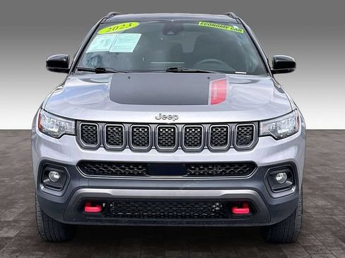 Certified 2023 Jeep Compass Trailhawk AWD/4WD image 3