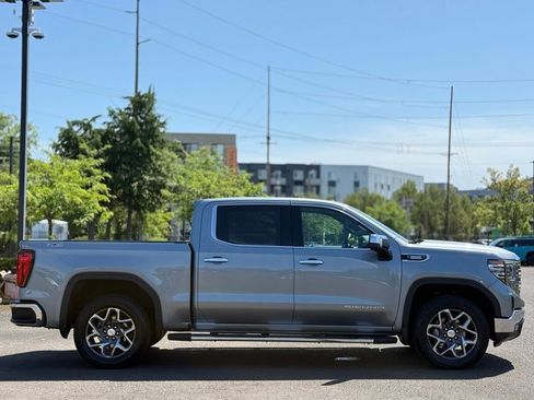 Used 2025 GMC Sierra 1500 SLT w/ SLT Premium Plus Package AWD/4WD image 6