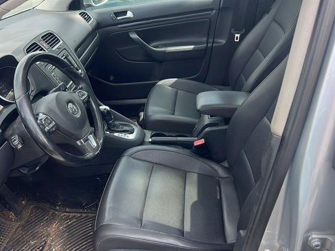 Used 2013 Volkswagen Jetta SE FWD image 8