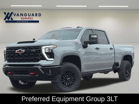 Used 2024 Chevrolet Silverado 2500 ZR2 w/ Technology Package AWD/4WD image 1
