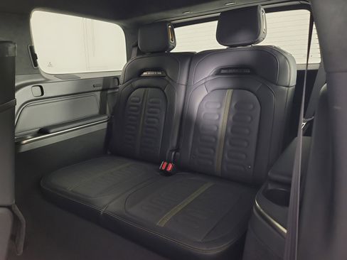 Used 2024 Rivian R1S Adventure AWD/4WD image 22