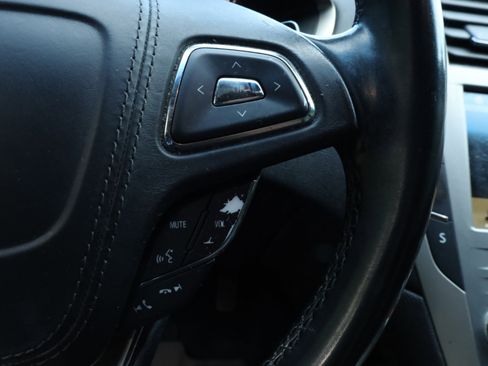 Used 2017 Lincoln MKZ Premiere image 26