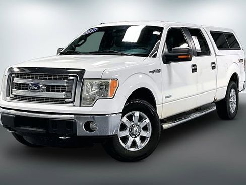 Used 2014 Ford F150 XLT w/ Equipment Group 302A Luxury AWD/4WD image 3