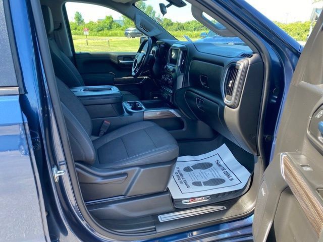 Used 2020 Chevrolet Silverado 1500 RST AWD/4WD image 15