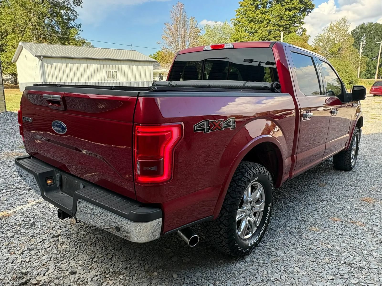 Used 2015 Ford F150 Lariat w/ Equipment Group 502A Luxury AWD/4WD image 5