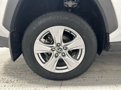 Used 2025 Toyota RAV4 XLE image 63