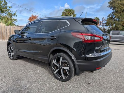 Used 2022 Nissan Rogue Sport SL w/ Premium Package image 8