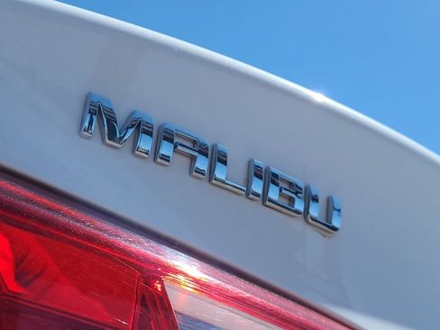 Used 2024 Chevrolet Malibu LT FWD image 16