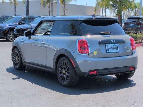 Used 2022 MINI Cooper SE FWD image 8