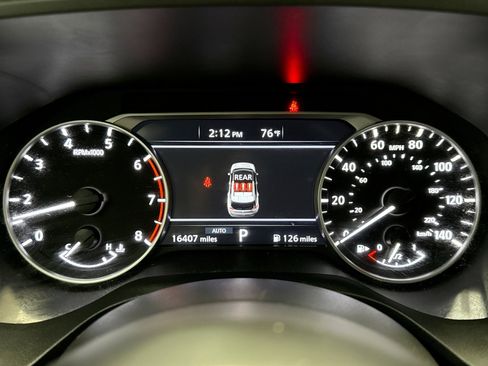 Used 2023 Nissan Rogue S image 9