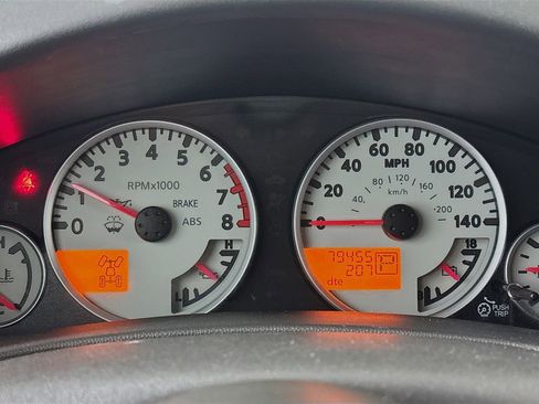 Used 2014 Nissan Xterra PRO-4X w/ Nevada Tow Package image 11