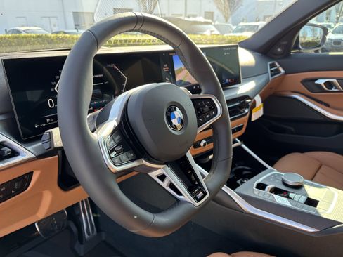 Used 2026 BMW 330i Sedan w/ M Sport Package image 17