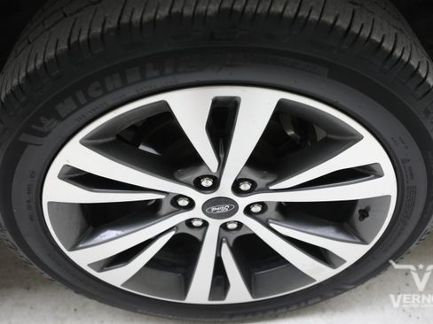 Used 2021 Ford Expedition Limited AWD/4WD image 34