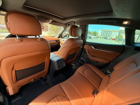 Certified 2022 Maserati Levante Modena image 47