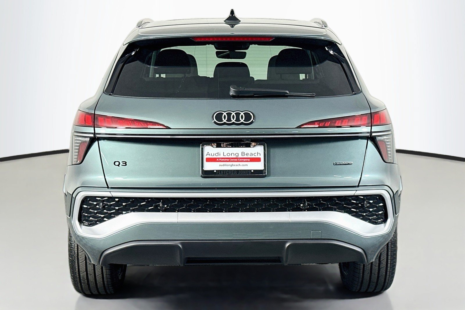 Used 2026 Audi Q3 quattro 2.0T AWD/4WD image 3