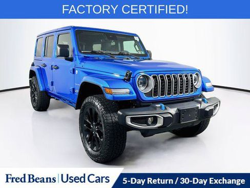 Certified 2024 Jeep Wrangler Unlimited Sahara w/ Technology Group AWD/4WD image 1