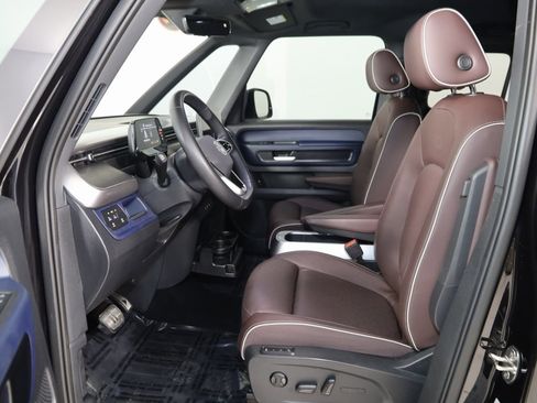 Used 2025 Volkswagen ID. Buzz Pro S image 11