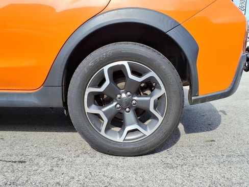Used 2015 Subaru Crosstrek 2.0i AWD/4WD image 5