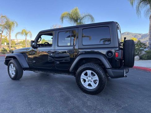 Used 2022 Jeep Wrangler Unlimited Sport AWD/4WD image 24