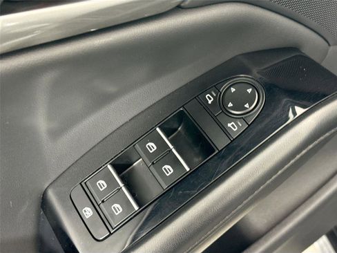 Used 2025 MAZDA MAZDA3 s image 29