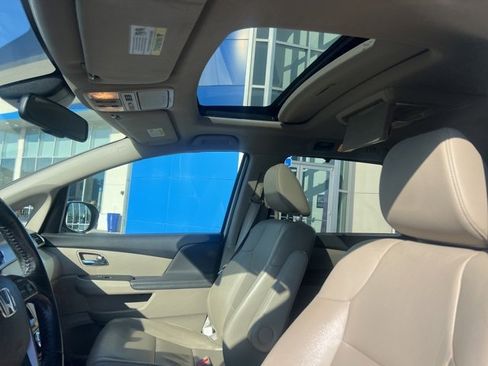 Used 2015 Honda Odyssey EX-L image 12