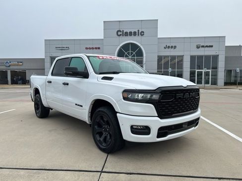 Used 2025 RAM 1500 Big Horn image 1