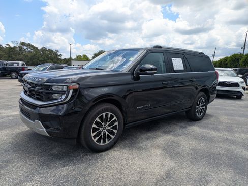 Used 2025 Ford Expedition Max Platinum AWD/4WD image 8