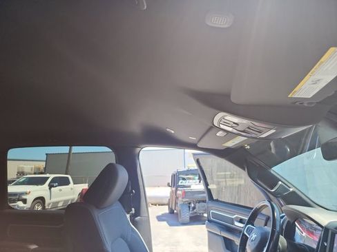 Used 2022 RAM 1500 Big Horn AWD/4WD image 16