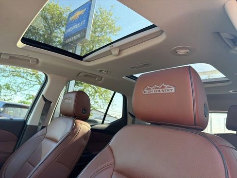 Used 2018 Chevrolet Traverse High Country AWD/4WD image 7