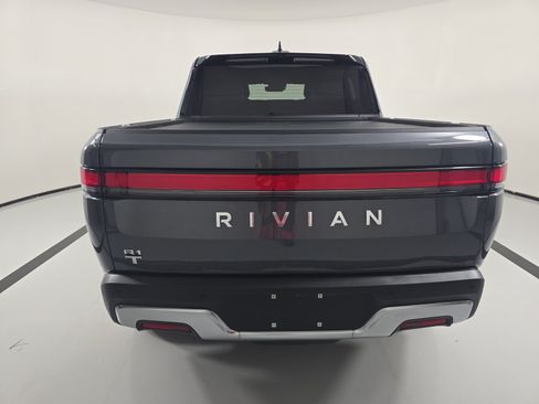 Used 2024 Rivian R1T Adventure AWD/4WD image 4
