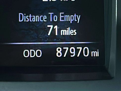 Used 2022 Toyota Tacoma SR5 image 16