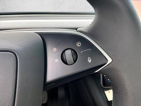 Used 2025 Tesla Model 3 Long Range RWD image 21