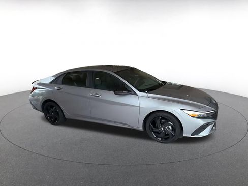 Used 2026 Hyundai Elantra Sport FWD image 2