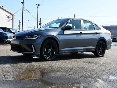 New 2026 Volkswagen Jetta SE