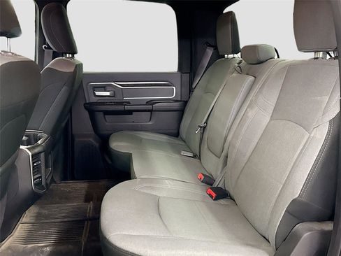 Used 2021 RAM 2500 Big Horn w/ Towing Technology Group B image 5