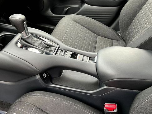 Used 2023 Honda HR-V LX image 19
