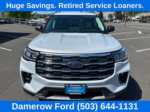 Used 2026 Ford Explorer Active w/ Active Comfort Package AWD/4WD image 10