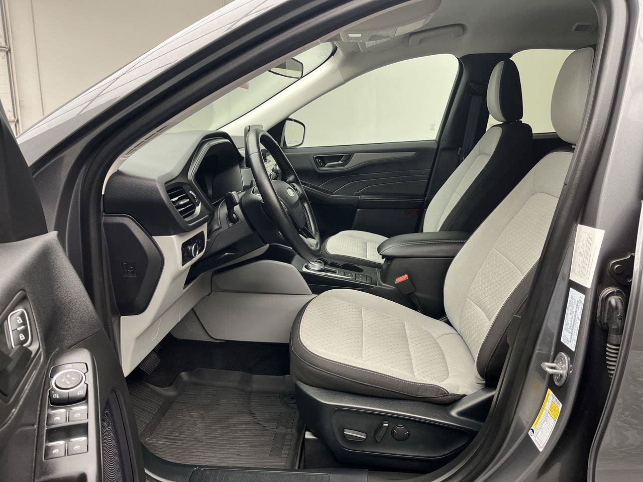 Used 2024 Ford Escape Active AWD/4WD image 10