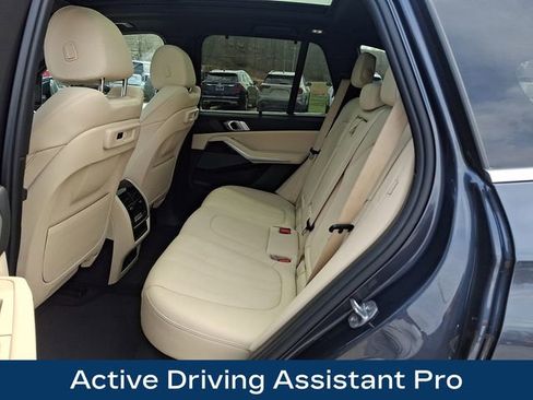 Used 2020 BMW X5 xDrive40i w/ Executive Package image 21