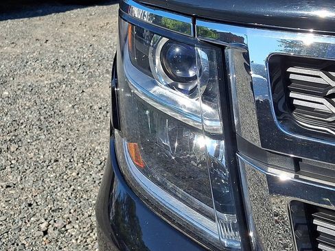 Used 2015 Chevrolet Tahoe LT AWD/4WD image 35