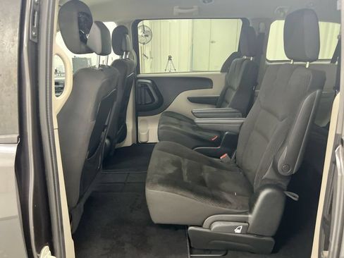 Used 2017 Dodge Grand Caravan SE w/ Power Window Group FWD image 22