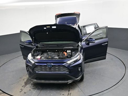 Used 2023 Toyota RAV4 Limited image 45