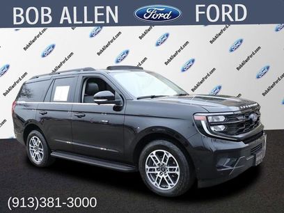 Used 2025 Ford Expedition Active