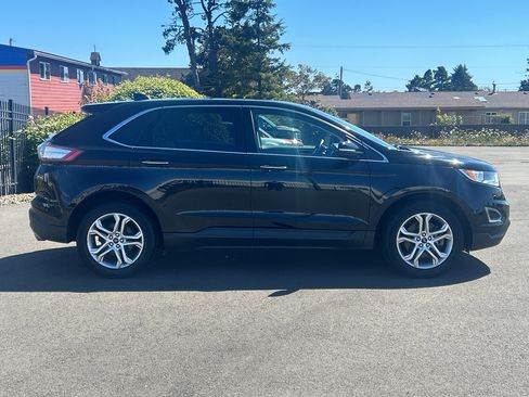 Certified 2018 Ford Edge Titanium w/ Ford Safe & Smart Package AWD/4WD image 10